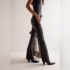 We The Free Vector Moto Flare Jeans Size 30 NWOT